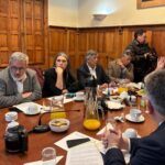 Reunión de partidos de oposición por recortes y megareforma