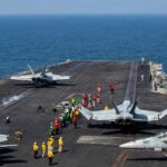 Cámara de EEUU aprueba ley contra guerra en Irán: "La gente está harta" aviones de combate