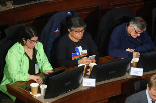 gabriela-flores-620x413 Organizaciones de Trabajadores/as de la salud se movilizan contra los recortes y a favor de la Salud Pública