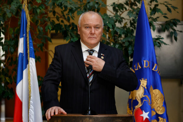 Senador Miguel Ángel Becker (RN). 
